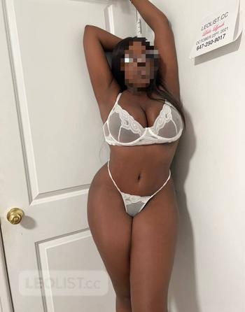 Leila Lynch, 26 Black female escort, Markham